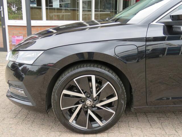 Skoda OCTAVIA Combi 1.4 TSI 204pk IV PHEV Business Edition / Stoel en stuurwiel verwarming / Navi / Led / 18 Inch / BOVAG garantie