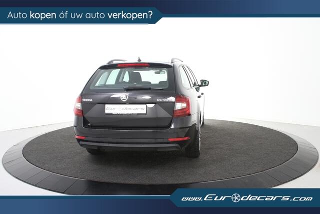 Skoda OCTAVIA Combi 1.0 TSI Greentech Ambition *1ste Eigenaar*Stoelverwarming*Parkassist*