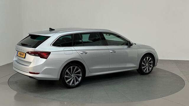 Skoda OCTAVIA 1.5 TSI FIRST EDITION CHROOM 40.000KM