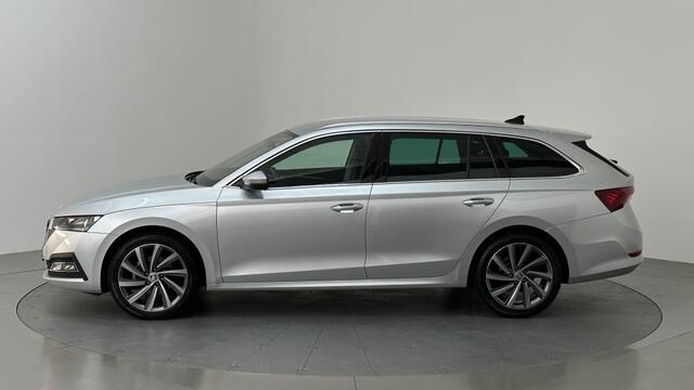Skoda OCTAVIA 1.5 TSI FIRST EDITION CHROOM 40.000KM