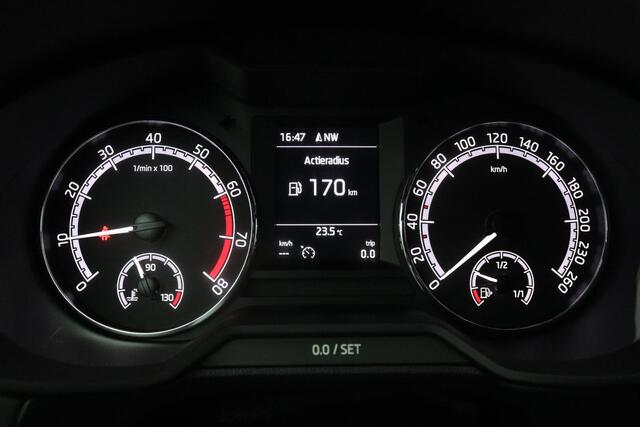 Skoda OCTAVIA Combi 1.0 TSI Greentech Sport Business