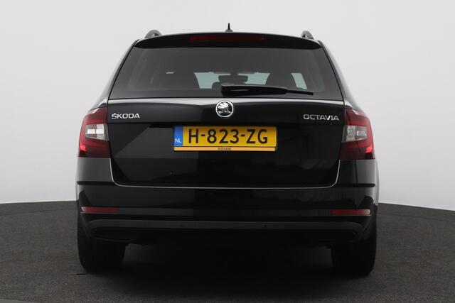 Skoda OCTAVIA Combi 1.0 TSI Greentech Sport Business