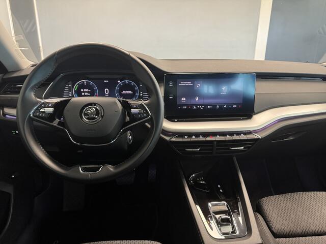 Skoda OCTAVIA Combi 1.4 TSI iV Business Edition Cruise/Camera/Carplay