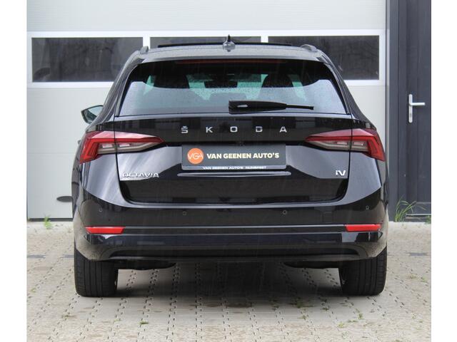 Skoda OCTAVIA Combi 1.4 TSI iV PHEV 204Pk Sportline Business | Canton | Panoramadak