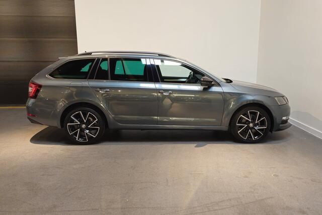 Skoda OCTAVIA Combi 1.0 TSI Greentech Sport Business - Apple Carplay/Android Auto - Stoelverwarming - Navi