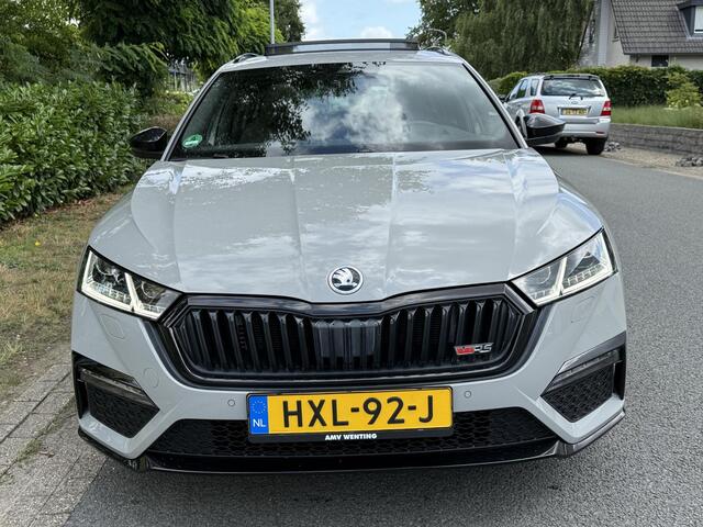 Skoda OCTAVIA Combi 2.0 TSI RS245 PanooTrekhaakoNardo