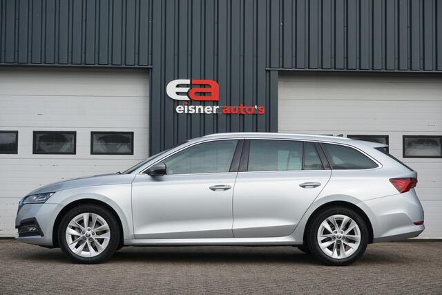 Skoda OCTAVIA Combi 1.5 TSI First Edition | TREKHAAK | KEYLESS | VIRTUAL | FULL LED |