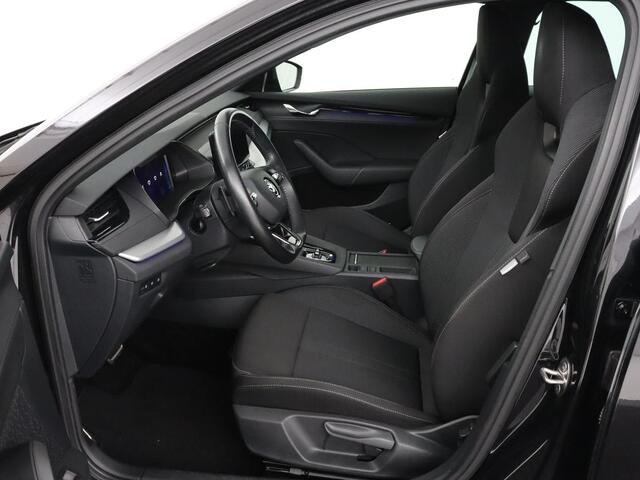 Skoda OCTAVIA 1.4 TSI iV PHEV Sport | Sportstoelen | Carplay | Sfeerverlichting | Navigatie | Sportstuur | Parkeerhulp | Full LED | Climate control