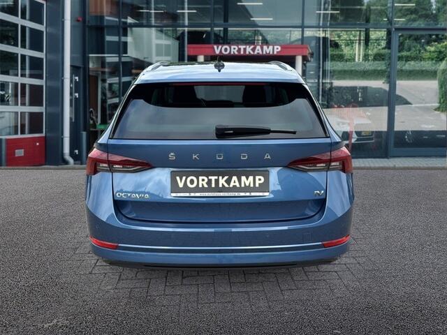 Skoda OCTAVIA 1.4 TSI DSG FIRST EDITION IV PANO-DAK/NAVI/ACC/CARPLAY/PDC/STOELVERW