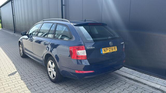 Skoda OCTAVIA Combi 1.0 TSI Greentech Automaat Navi