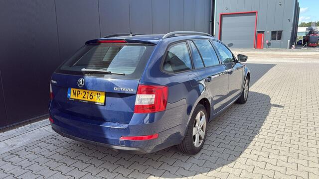 Skoda OCTAVIA Combi 1.0 TSI Greentech Automaat Navi