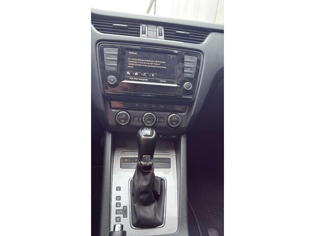 Skoda OCTAVIA Combi 1.0 TSI Greentech Automaat Navi