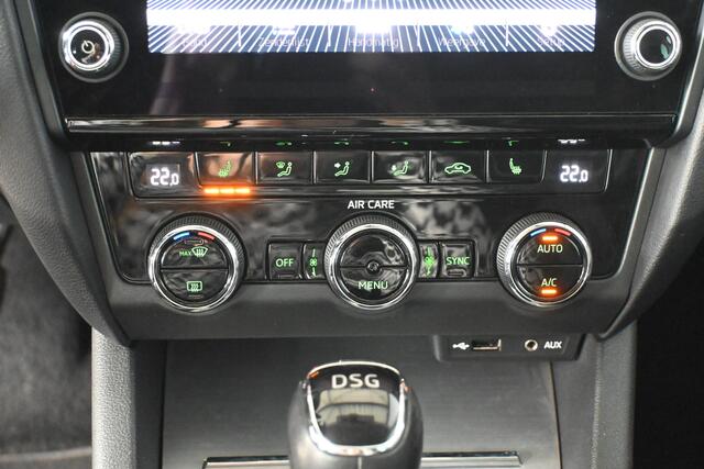 Skoda OCTAVIA Combi 1.0 TSI Greentech Ambition Business Automaat Navigatie Dealer Onderhouden! Inruil Mogelijk!