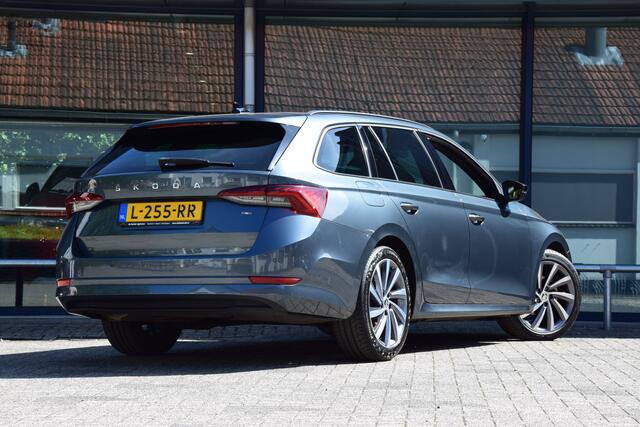 Skoda OCTAVIA Combi 1.5 e-TSI 150PK Sport Business DSG Automaat | Org. NL | BOVAG Garantie | Adaptieve Cruise Control | Virtual Cockpit | Apple Carplay/Android Auto | 18'' Velgen | Full LED |