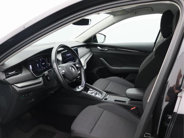 Skoda OCTAVIA Combi 1.5 e-TSI Business Edition/ automaat/ lage km!