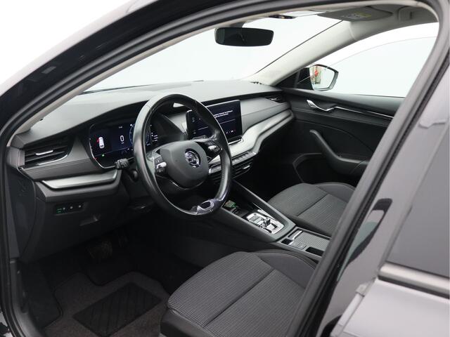 Skoda OCTAVIA Combi 1.5 e-TSI Business Edition/ automaat/ lage km!