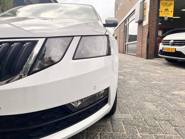 Skoda OCTAVIA Combi 1.0 TSI Greentech Ambition Business