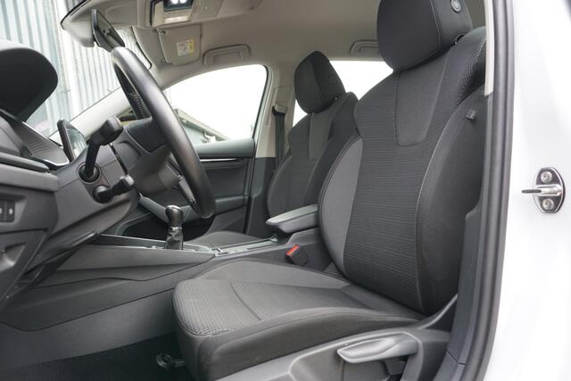Skoda OCTAVIA Combi 1.0 TSI Business Edition | KEYLESS | TREKHAAK | ACC | CARPLAY |