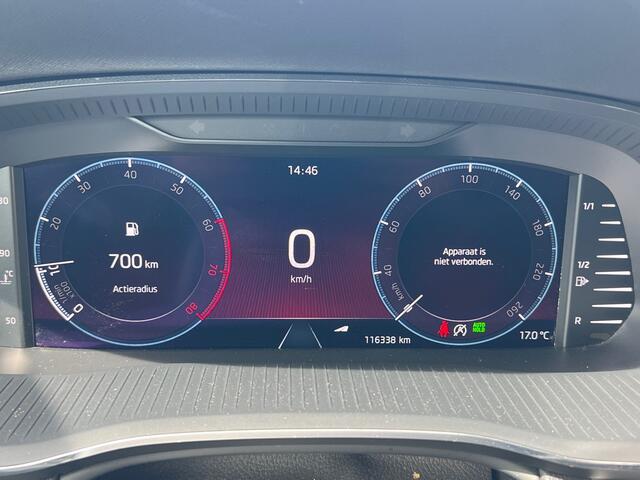 Skoda OCTAVIA Combi 1.0 TSI 110pk H6 Business Edition Climate Control Navigatie Elektr Achterklep