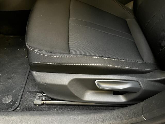 Skoda OCTAVIA Combi 1.4 TSI iV PHEV Sportline / AUTOMAAT/ KEYLESS/ LED/ CRUISE/ 18" LMV/ SMARTLINK/ PARK. SENSOREN/ DAB/ RIJ-MODI/ DIGITAL DASH/ STOELVERWARM.