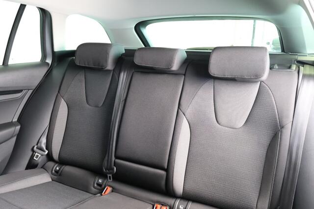 Skoda OCTAVIA 1.0 TSI Business Edition - ACC - Stoelverw. - CarPlay - El. achterklep