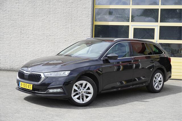 Skoda OCTAVIA Combi 1.0 e-TSI Automaat! Business Edition BJ2021 Lmv 17" | Led | Pdc | Navi | Dynamische knipperlichten | Elek. achterklep | App-Connect | Virtual cockpit | Climate control | Cruise control | Extra getint glas