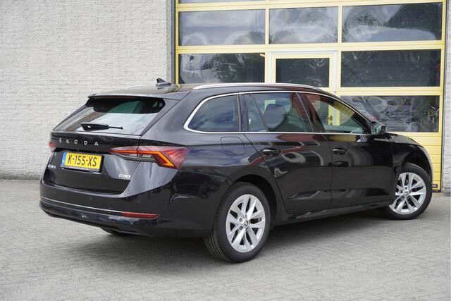 Skoda OCTAVIA Combi 1.0 e-TSI Automaat! Business Edition BJ2021 Lmv 17" | Led | Pdc | Navi | Dynamische knipperlichten | Elek. achterklep | App-Connect | Virtual cockpit | Climate control | Cruise control | Extra getint glas