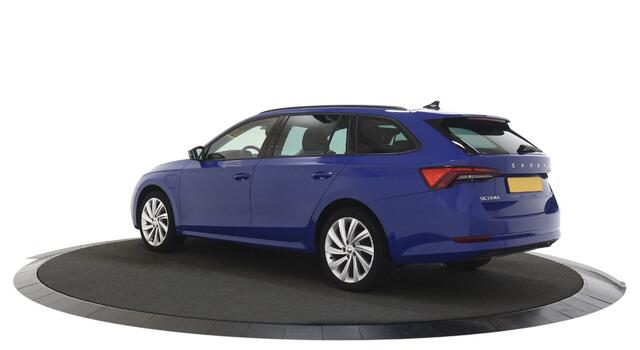 Skoda OCTAVIA Combi 1.4 TSI iV PHEV Business Edition Lm velgen / Parkeerhulp / Cruise