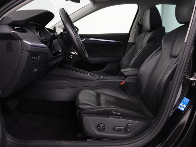 Skoda OCTAVIA 1.4 TSI iV Style | Stoelventilatie | Panoramadak | Head-Up | Leder | Adaptive cruise | Massage | 19'' | Adaptive cruise | Camera | Sfeerverlichting | Memory | Achterbankverwarming | Virtual Cockpit
