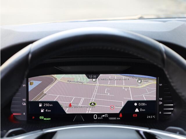 Skoda OCTAVIA Combi iV 1.4 TSI iV PHEV 204PK | Keyless | Camera | Adaptive Cruise | Virtual | Stoel&Stuurverwarming | Carplay | 17"Inch |