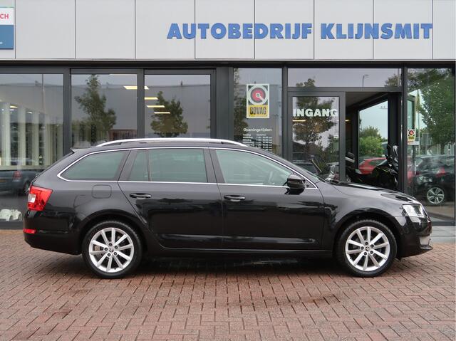 Skoda OCTAVIA Combi 1.2 TSI Style Businessline | trekhaak | stoelverw | park sensoren |