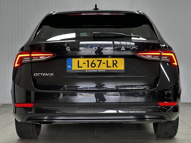 Skoda OCTAVIA Combi 1.0 TSI Business Edition/ Nieuw Model!/ Virtual Cockpit!/ LED Koplampen/ Elek.Klep/ Apple+Android/ DAB+/ 16''LMV/ Keyless/ Clima/ Navi/ Cruise/ Bluetooth/ Multi.LEDER.Stuur/ Elek.Pakket/ Isofix/ PDC V+A.