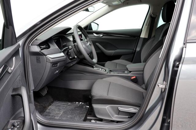 Skoda OCTAVIA Combi 1.5 TSI MHEV Business Edition - 150 pk **Trekhaak / Led