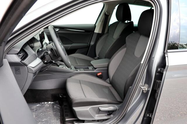 Skoda OCTAVIA Combi 1.5 TSI MHEV Business Edition - 150 pk **Trekhaak / Led