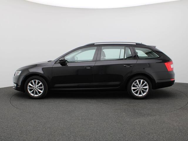Skoda OCTAVIA Combi 1.0 TSI Greentech Ambition Business Trekhaak afneembaar, Navigatie, Climatronic, Cruise Control, PDC achter,
