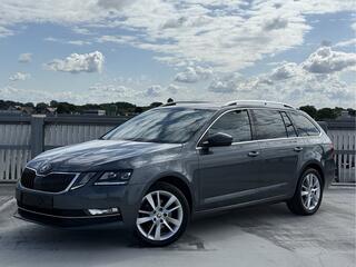 skoda-octavia-1.5-tsi-style--navi-