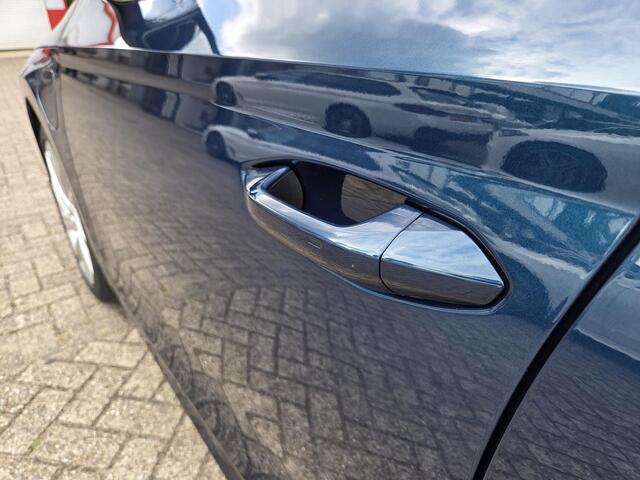 Skoda OCTAVIA Combi 1.4 TSI iV PHEV Business Edition Plus 18"/Dodehoek/Stoelverwarming v+a + stuur + memory/Head-up/Keyless/Apple Carplay & Android Auto