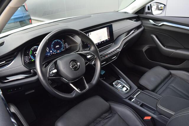 Skoda OCTAVIA Combi 1.4 TSI iV PHEV Business Edition Plus | ACC | Camera | 19 Inch |
