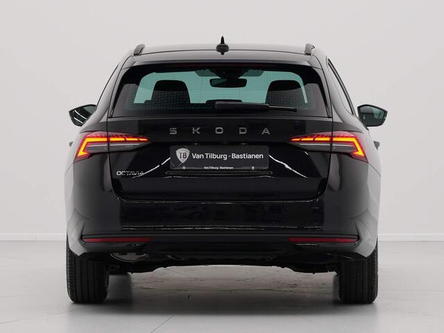 Skoda OCTAVIA Combi 1.5 TSI 115pk Business Edition Plus Navigatie Camera Clima Cruise 198