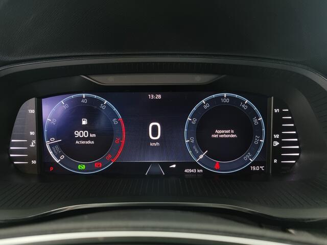 Skoda OCTAVIA Combi 1.0 e-TSI Business Edition | Trekhaak |