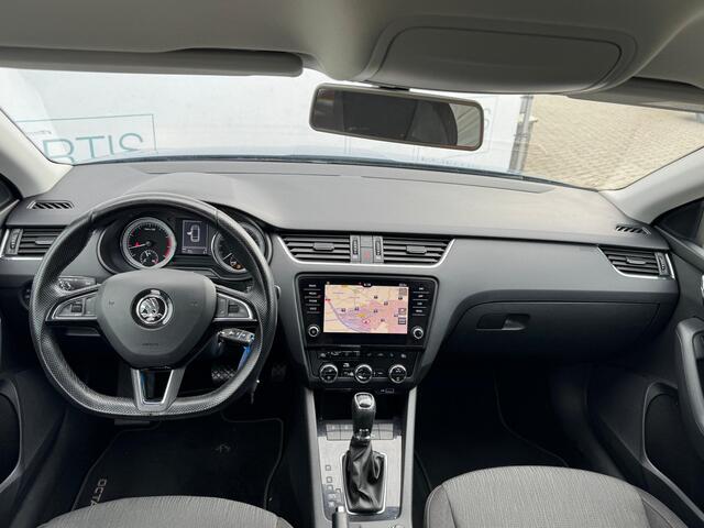 Skoda OCTAVIA Combi 1.4 TSI Greentech Ambition Business TREKHAAK | NAVI | AUTOMAAT