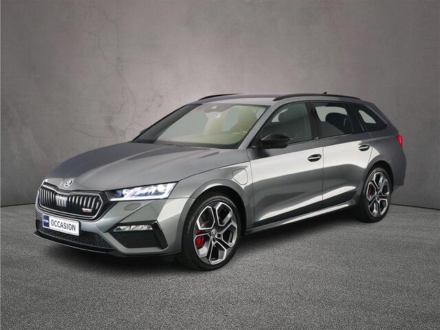 Skoda OCTAVIA Combi RS iV Business 1.4 TSI PHEV 245pk DSG Automaat Trekhaak, Adaptive cruise control, Elektrische achterklep, Navigatie, Achteruitrijcamera, LED matrix koplampen