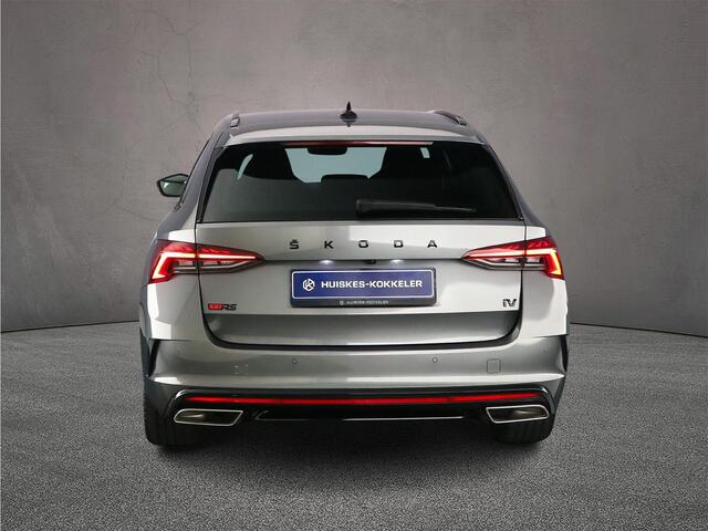 Skoda OCTAVIA Combi RS iV Business 1.4 TSI PHEV 245pk DSG Automaat Trekhaak, Adaptive cruise control, Elektrische achterklep, Navigatie, Achteruitrijcamera, LED matrix koplampen