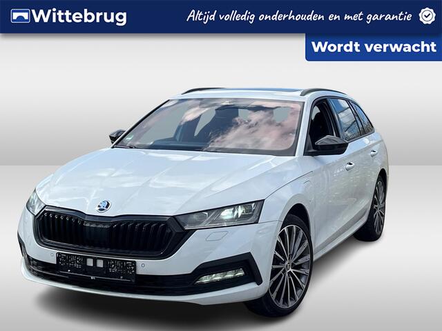 Skoda OCTAVIA Combi 1.4 TSI iV PHEV 204pk DSG Sportline Business / Panorama dak / Matrix led / Achteruitrij camera / 19'' LMV / Carplay