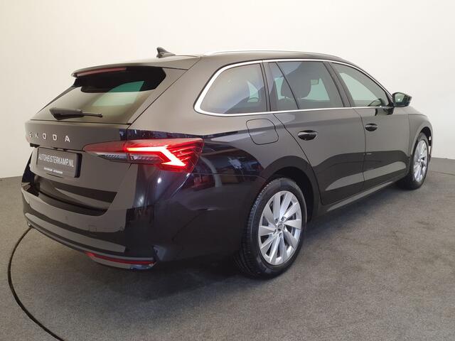 Skoda OCTAVIA Combi 1.5 TSI 150pk DSG/AUT MHEV Business Edition Wegklapbare trekhaak, Camera, Keyless