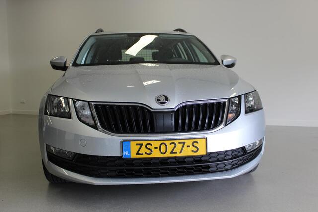 Skoda OCTAVIA Combi 1.6 TDI Greentech Ambition Business | 16'LMV | NAVIGATIE | CARPLAY | PDC-A | CRUISE | ELEK-RAMEN | CLIMA | CPV |