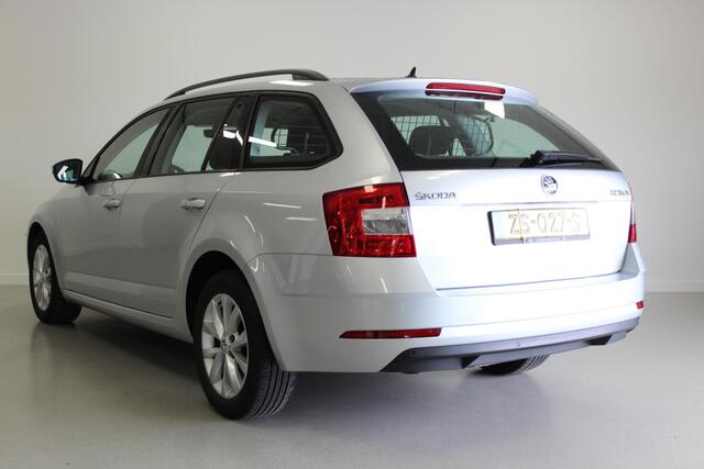 Skoda OCTAVIA Combi 1.6 TDI Greentech Ambition Business | 16'LMV | NAVIGATIE | CARPLAY | PDC-A | CRUISE | ELEK-RAMEN | CLIMA | CPV |