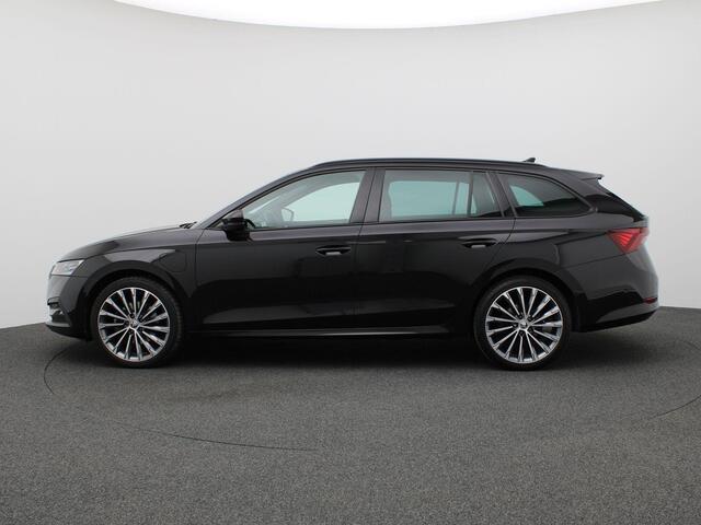Skoda OCTAVIA Combi 1.4 TSI iV PHEV Sportline Business 204PK DSG Achteruitrijcamera, Cruise Controle, Head-Up Display, Side Assist, Keyless, Stoel-Stuurverwarming, Memorystoel, Trekhaak, 19" LM Velgen