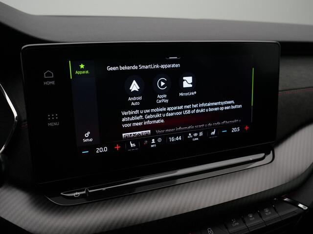 Skoda OCTAVIA Combi 1.4 TSI iV 245 pk DSG RS | Trekhaak | Adaptief onderstel | Matrix LED | Achteruitrijcamera
