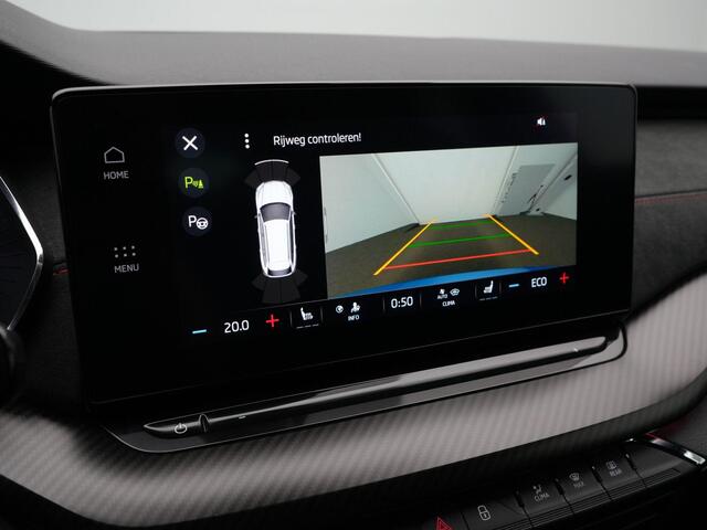 Skoda OCTAVIA Combi 1.4 TSI iV 245 pk DSG RS | Trekhaak | Head-up display | Stuur-/stoelverwarming | Achteruitrijcamera | Matrix LED